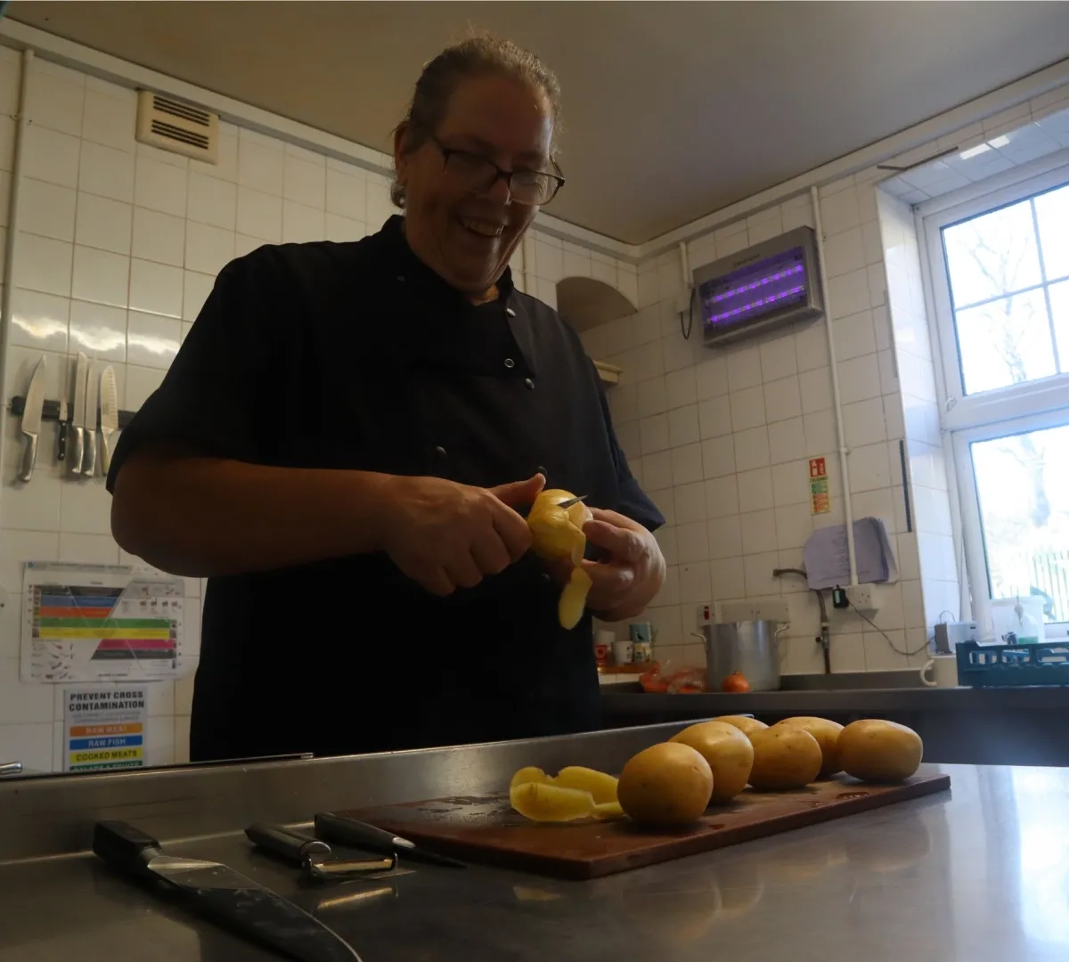 Catering Assistant / Kitchen Assistant